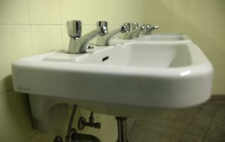 public bathroom sinks